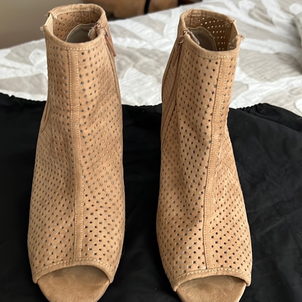 Chinese Laundry open toe bootie